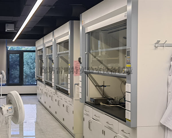 台式草莓视频色在线观看